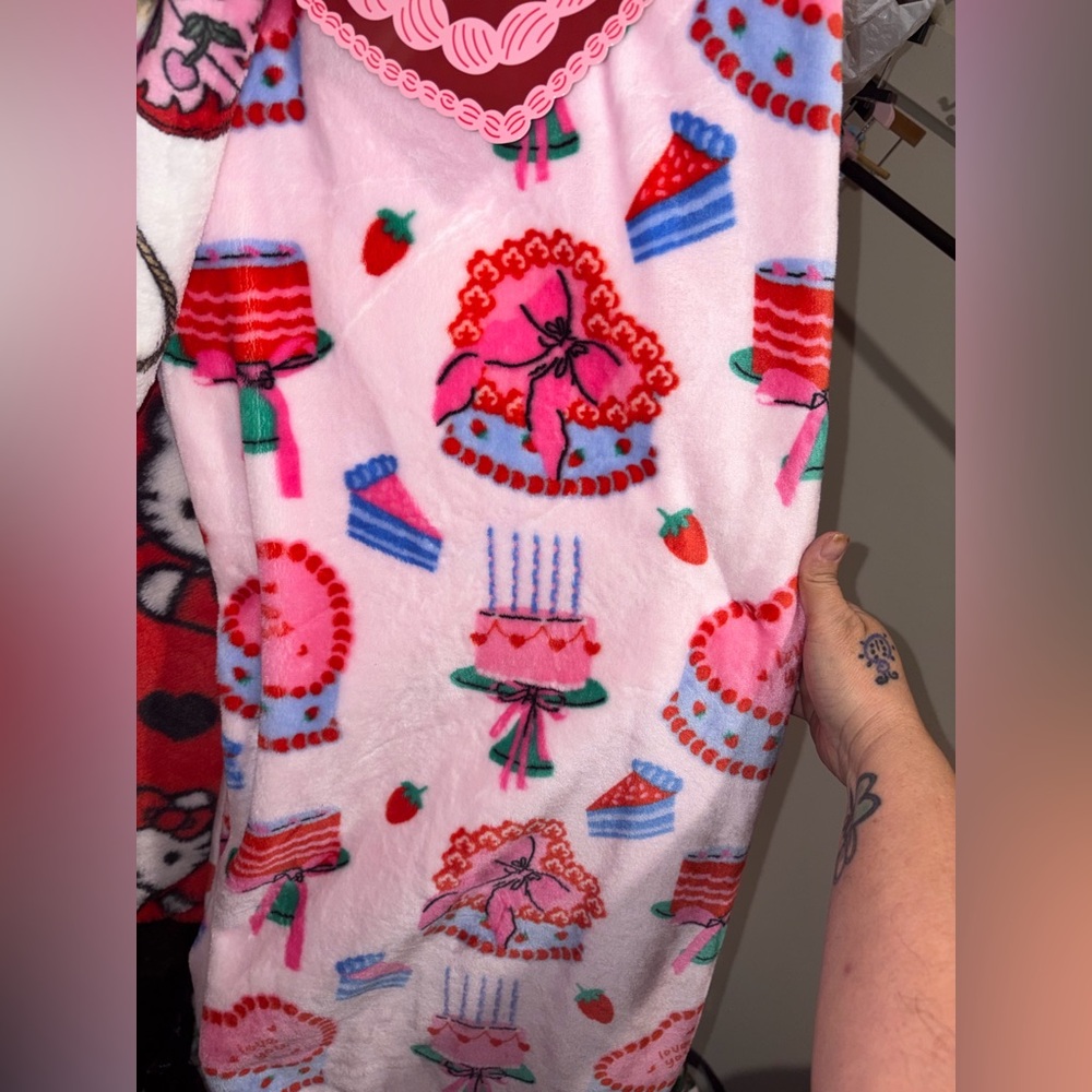 Pink Cake and Strawberry Blanket